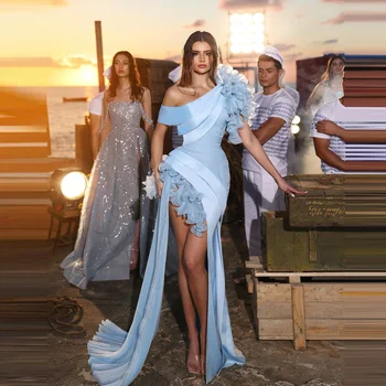 Očarljivo Modra Til Prom Obleke, Mini Dolžina Naguban Ruffles Skp Rokavi Preplete Večerne Arabski Slog Žensk Stranka Obleko